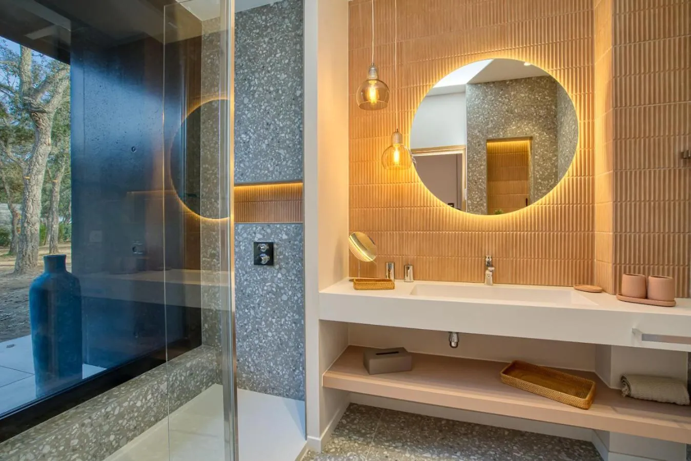 Villa Saphir Гримо 0*,  Франция